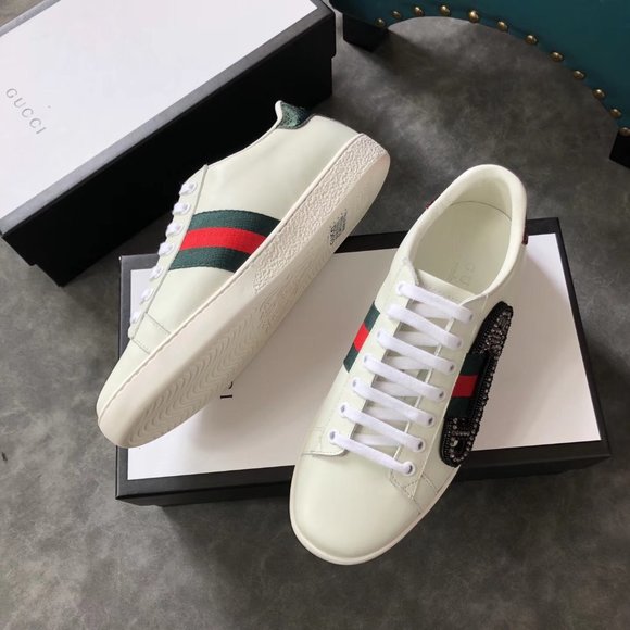 NEWGucci leather casual shoes for women